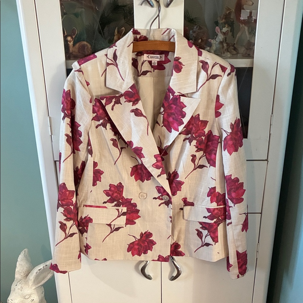 Nanette Nanette Lepone sz 8 Floral Women's Blazer like new!